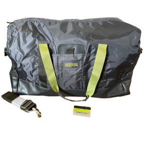 Kenneth Cole Reaction Charcoal/Green Duffle Weekender Bag